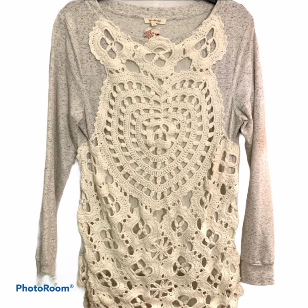💖Sundance Long Sleeve Tee with Crochet Front